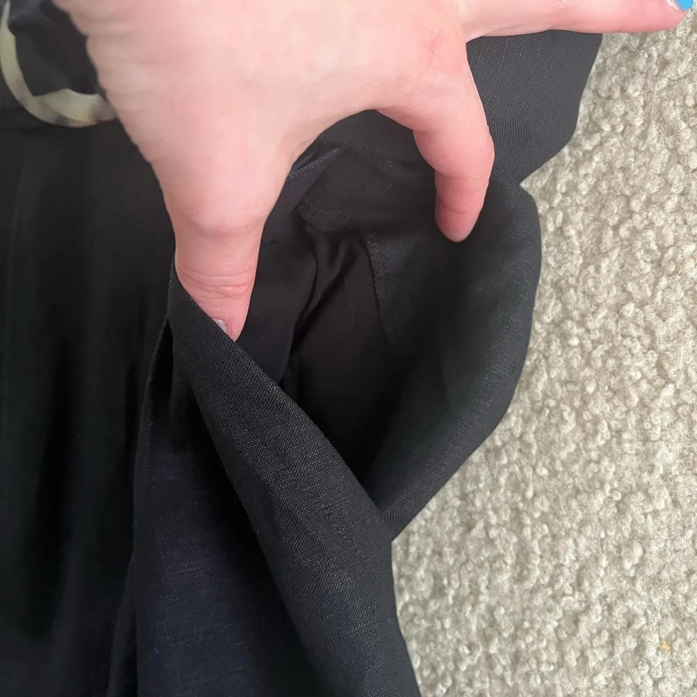 Loft Sleeveless Romper Black Size 2
